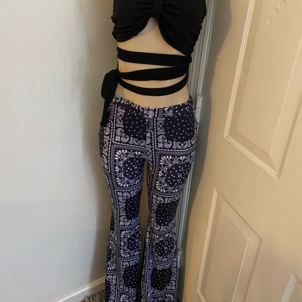 Bandanna bell bottoms with top